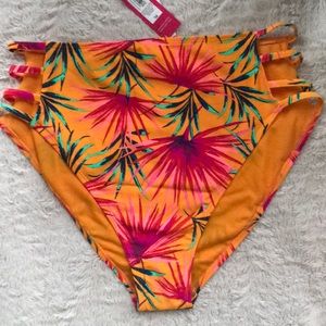 🌵3/$20 5/$3 NWT high leg high waisted Hawaiian bikini bottoms
